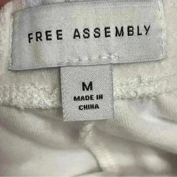 Free Assembly Womens Size M Terry Short Set Egret Sleeveless Front Tie EUC - Picture 9 of 16